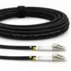 Câble à Fibre Optique en Acier Blindé pour Extérieur et Intérieur LC/UPC à LC/UPC Multimode Duplex OM3 Noir (Ref:4511)