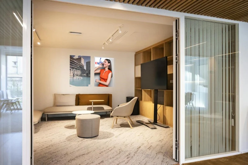 Équipe ELFCAM en réunion technique