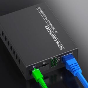 Convertisseur Fibre Ethernet Équipé avec 1,25G SFP (Mini-GBIC), 1 Port SC+1 Port RJ45 , avec Fibre Optique SC Monomode Por…