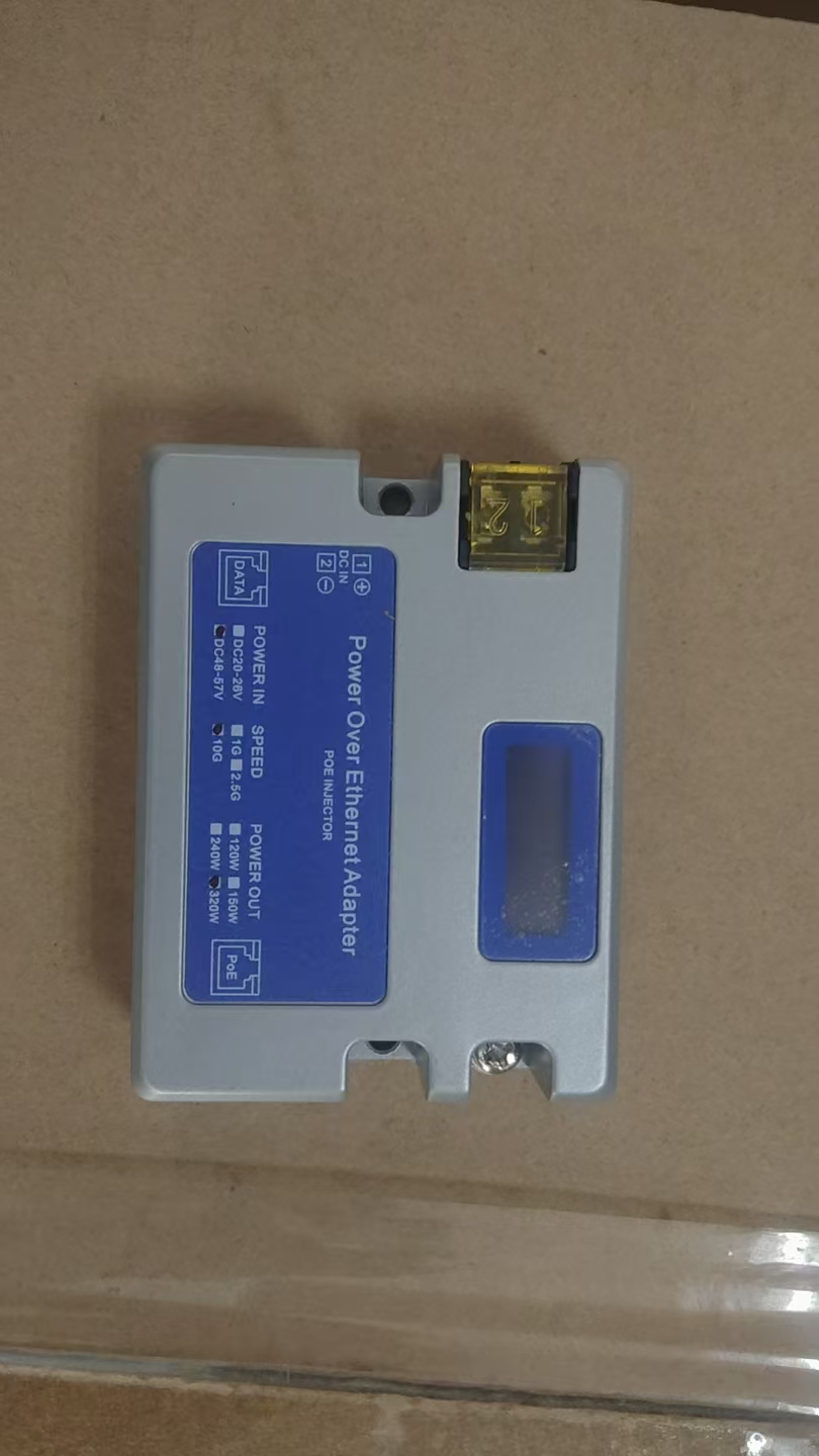 ELFCAM - Injecteur PoE 320W pour Starlink Gen 3/Gen 2, 10Gbit/s, Écran OLED, Protection contre les Surtensions 10kV, Entrée DC 54-57V, Ethernet 10G/5G/2,5G/1G, Boîtier Métallique Industriel, Montage Mural - Image 3