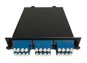 Cassette MTP pré-raccordée LGX Footprint - Adaptateurs MTP (mâle) vers 24 fibres vers LC Quad Singlemode, comprend 12 c...