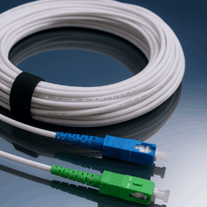 Câble à Fibre Optique SC/APC à SC/UPC OS2 Simplex Blanche (Freebox)(Ref:345)