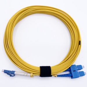 Câble à Fibre Optique SC/UPC á LC/UPC OS2 Duplex(Ref:417)