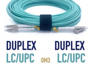 Câble à fibre optique LC/UPC á LC/UPC, OM3 Multimode Duplex Jarretière Fibre Optique 50/125um LSZH, Couleur Blanc/Bleu (Re…