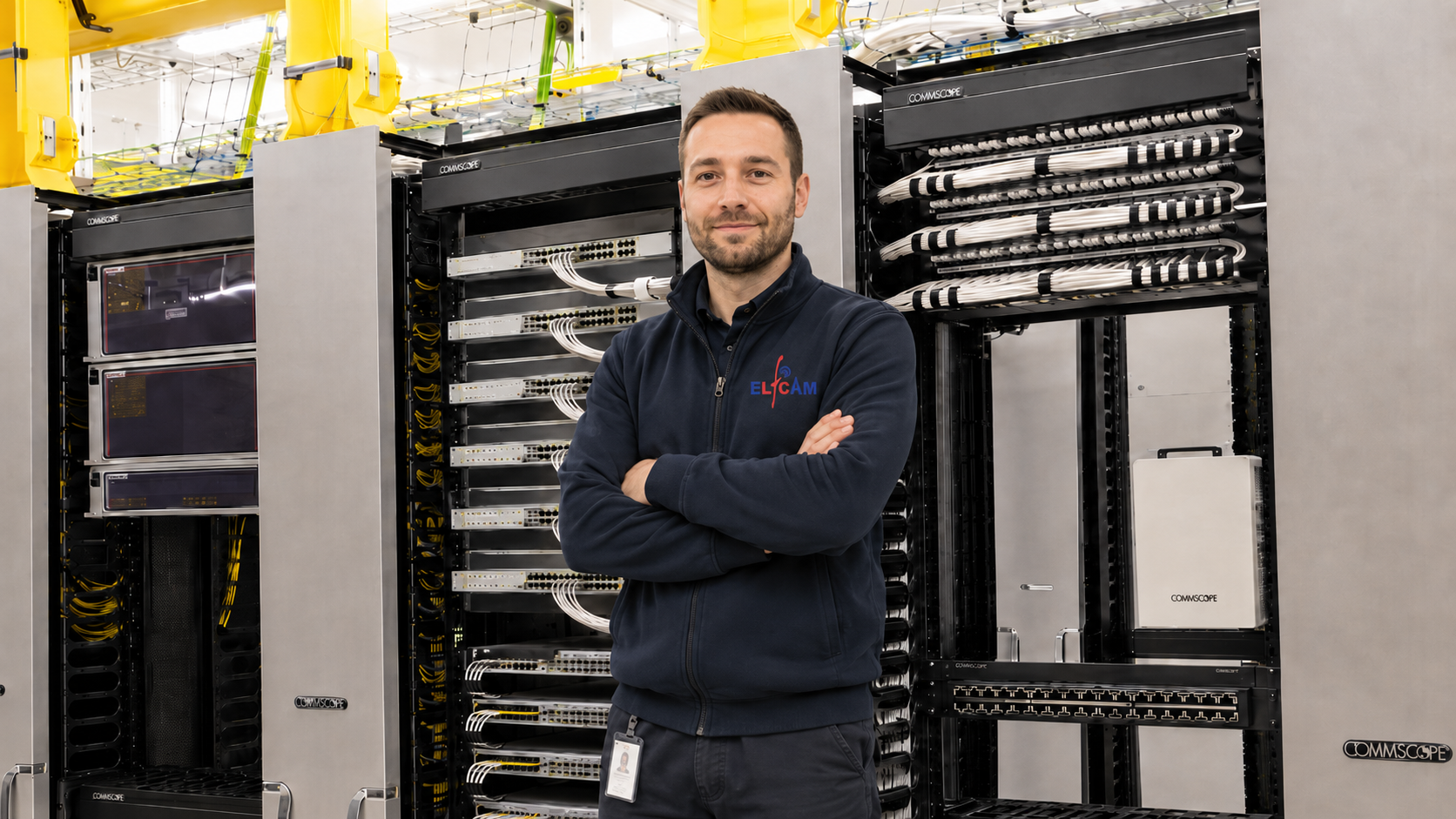 Elfcam 100G data centre network infrastructure — QSFP28 switches servers